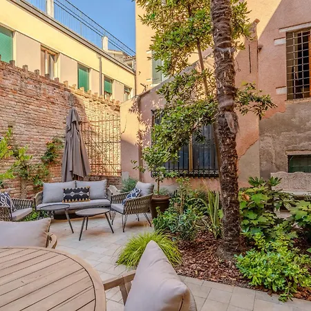 Giardino Segreto * Βενετία