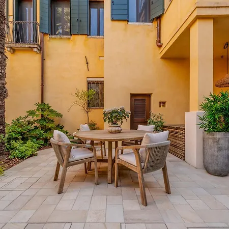 Διαμέρισμα Giardino Segreto